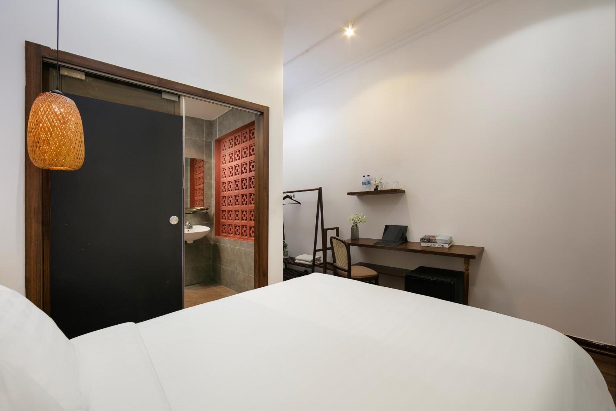 Hotel Backpackers & Rooftop Bar