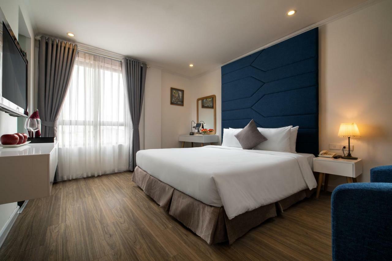 Hotel Backpackers & Rooftop Bar