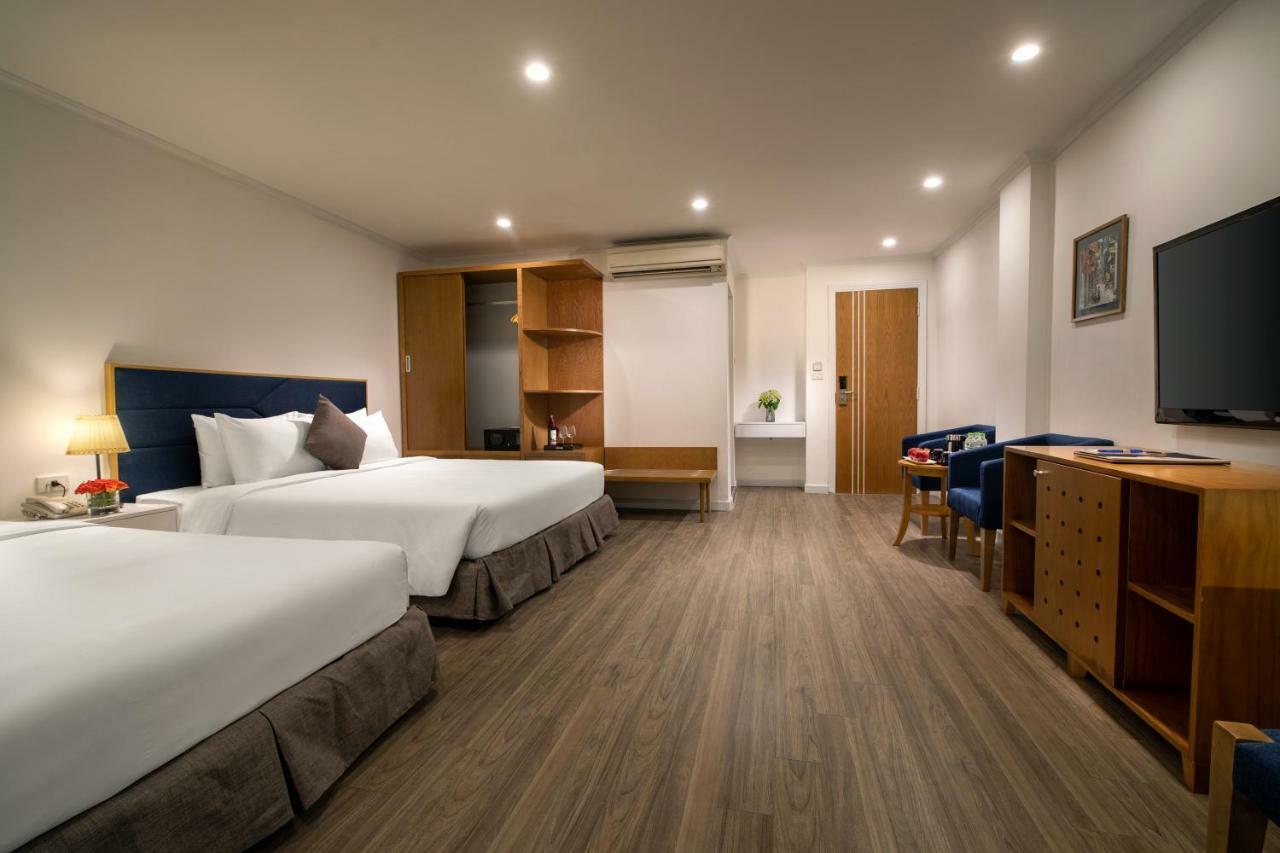 Hotel Backpackers & Rooftop Bar Hanoi